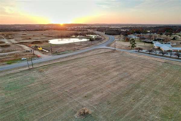 1.49 Acres of Residential Land for Sale in Gainesville, Texas
