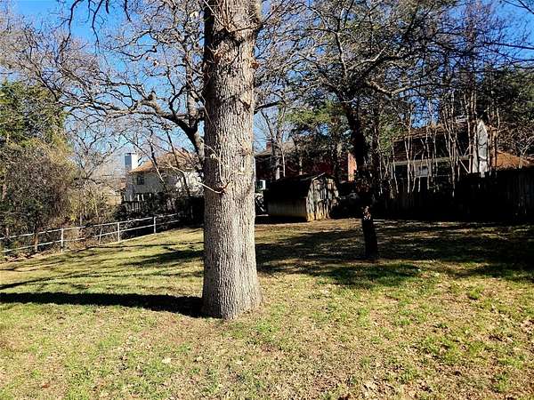 0.5 Acres of Residential Land for Sale in Grapevine, Texas