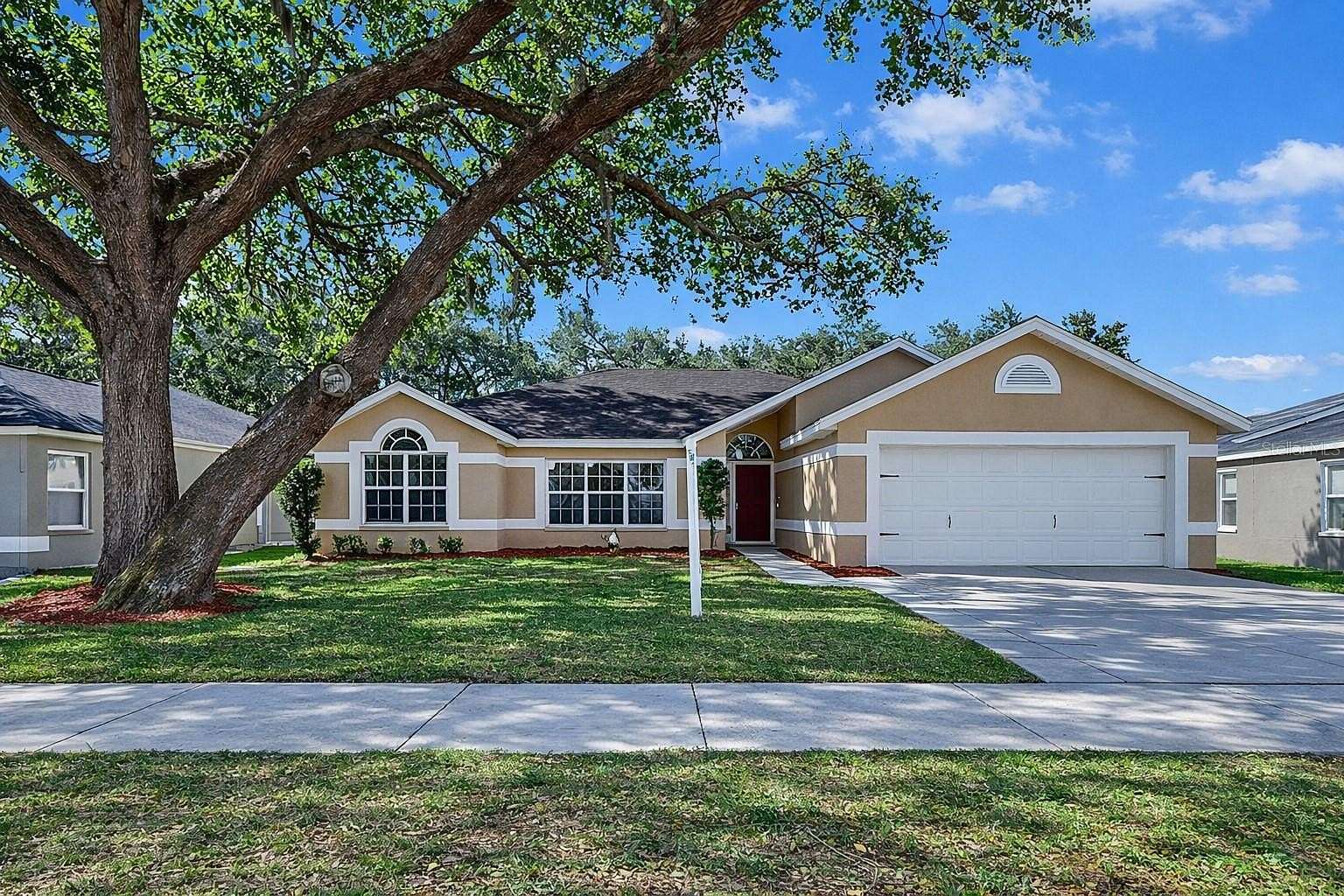 2.35 Acres of Land with Home for Sale in Valrico, Florida