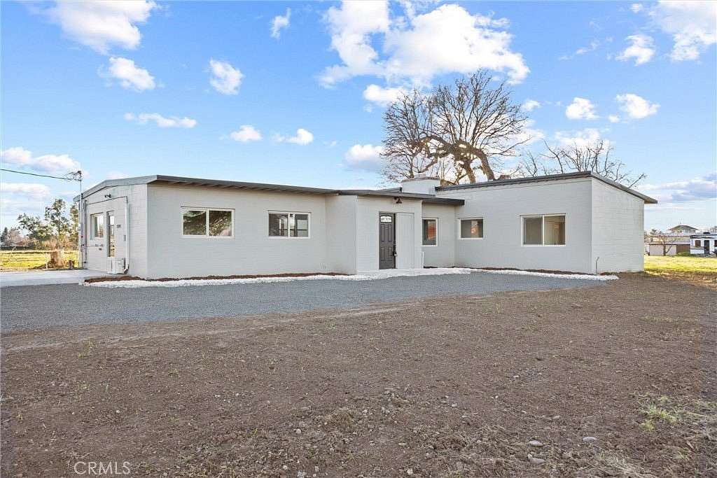 8.45 Acres of Residential Land with Home for Sale in Los Molinos, California