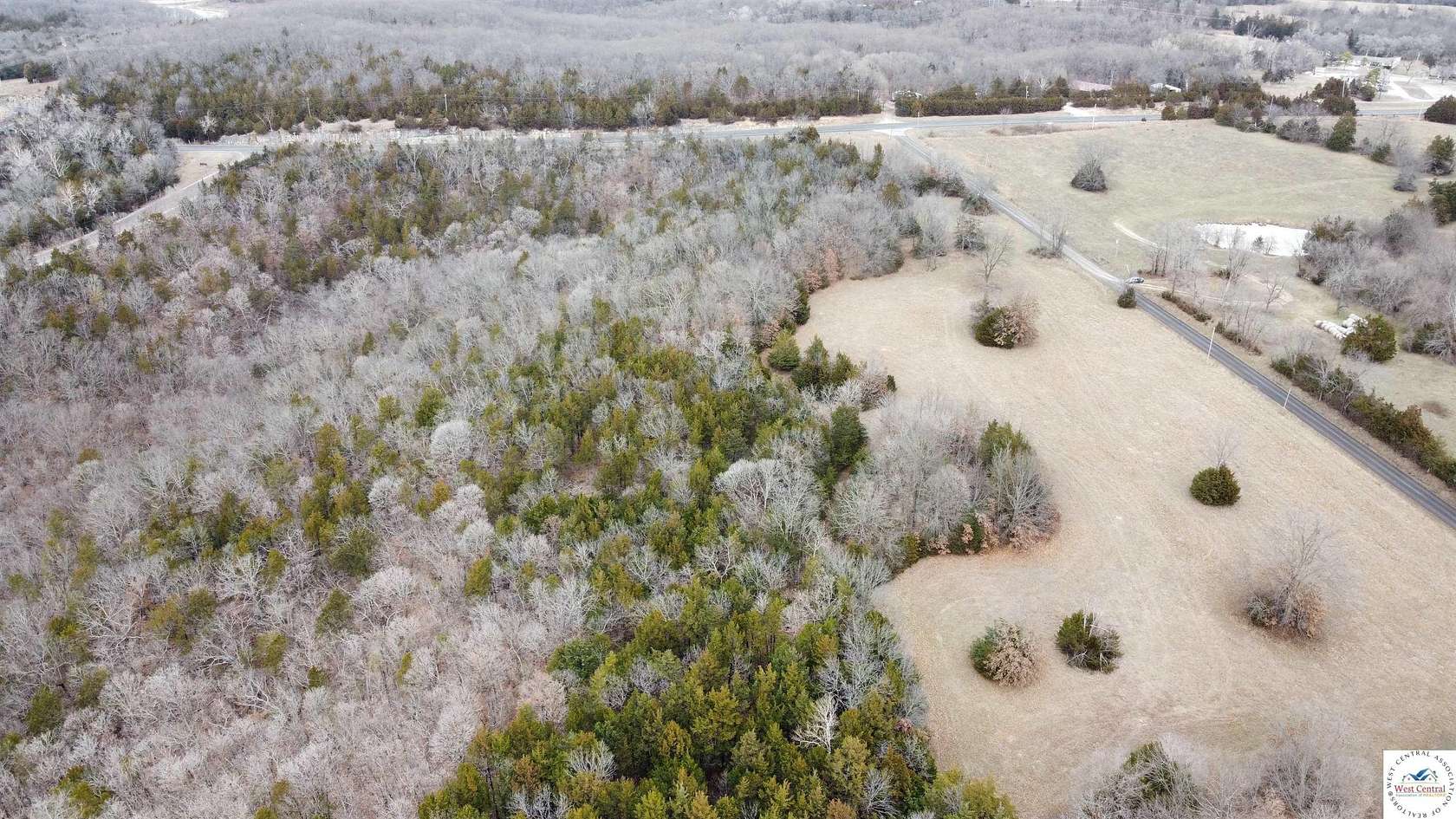 4.4 Acres of Residential Land for Sale in Warsaw, Missouri