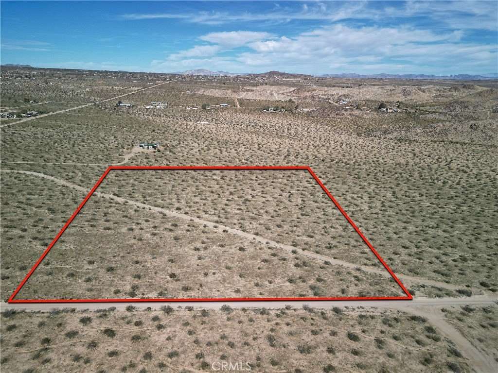 10.3 Acres of Land for Sale in Joshua Tree, California