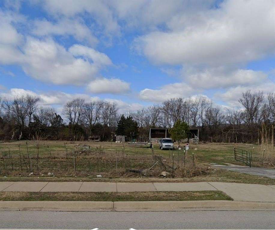 1.1 Acres of Land for Sale in Springdale, Arkansas