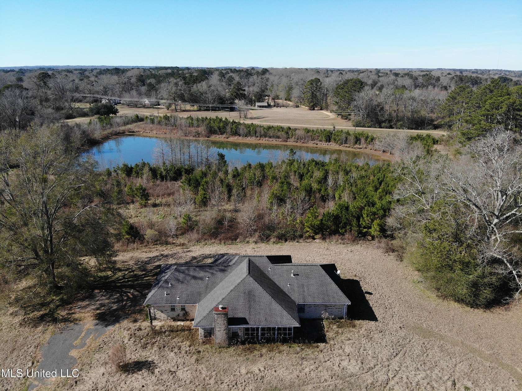 27 Acres of Recreational Land with Home for Sale in Byram, Mississippi