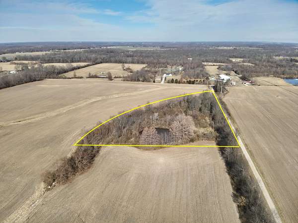 4.6 Acres of Land for Sale in Kell, Illinois
