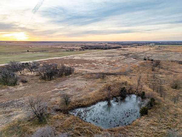 80 Acres of Recreational Land & Farm for Sale in Wakita, Oklahoma