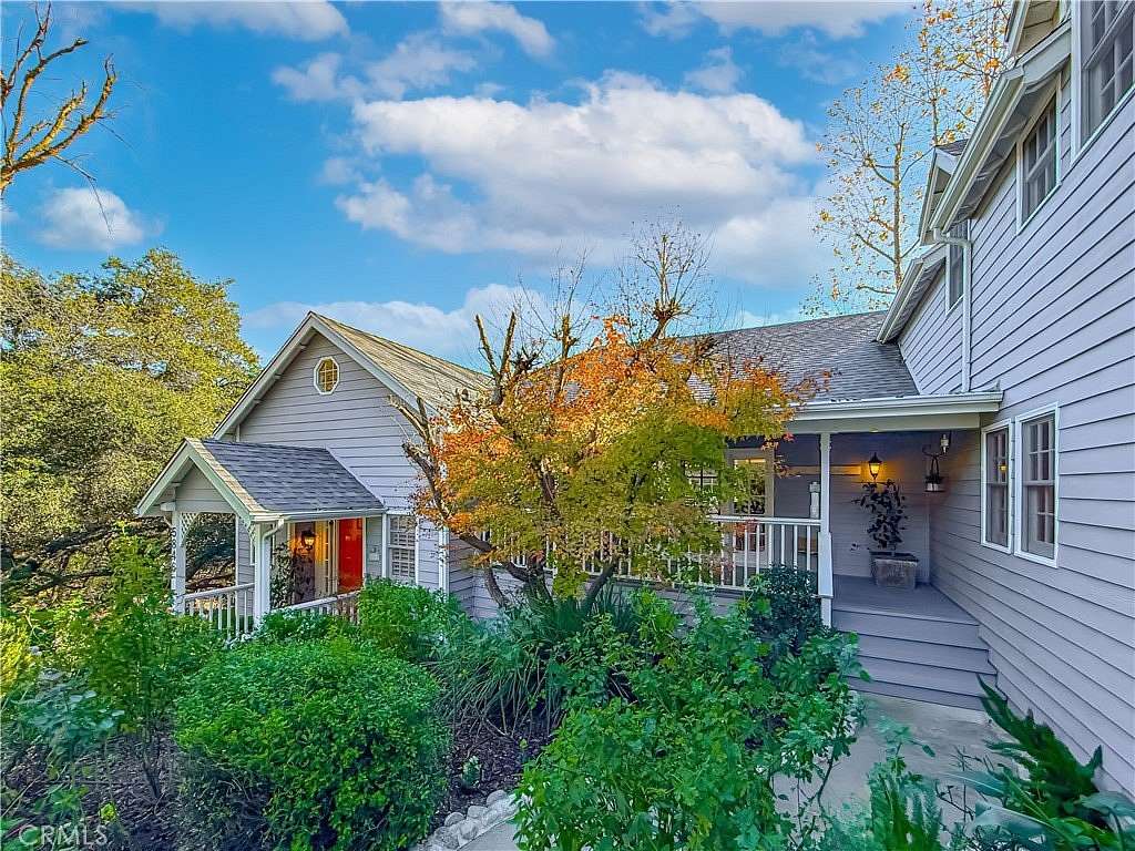 2 Acres of Land with Home for Sale in Agoura Hills, California