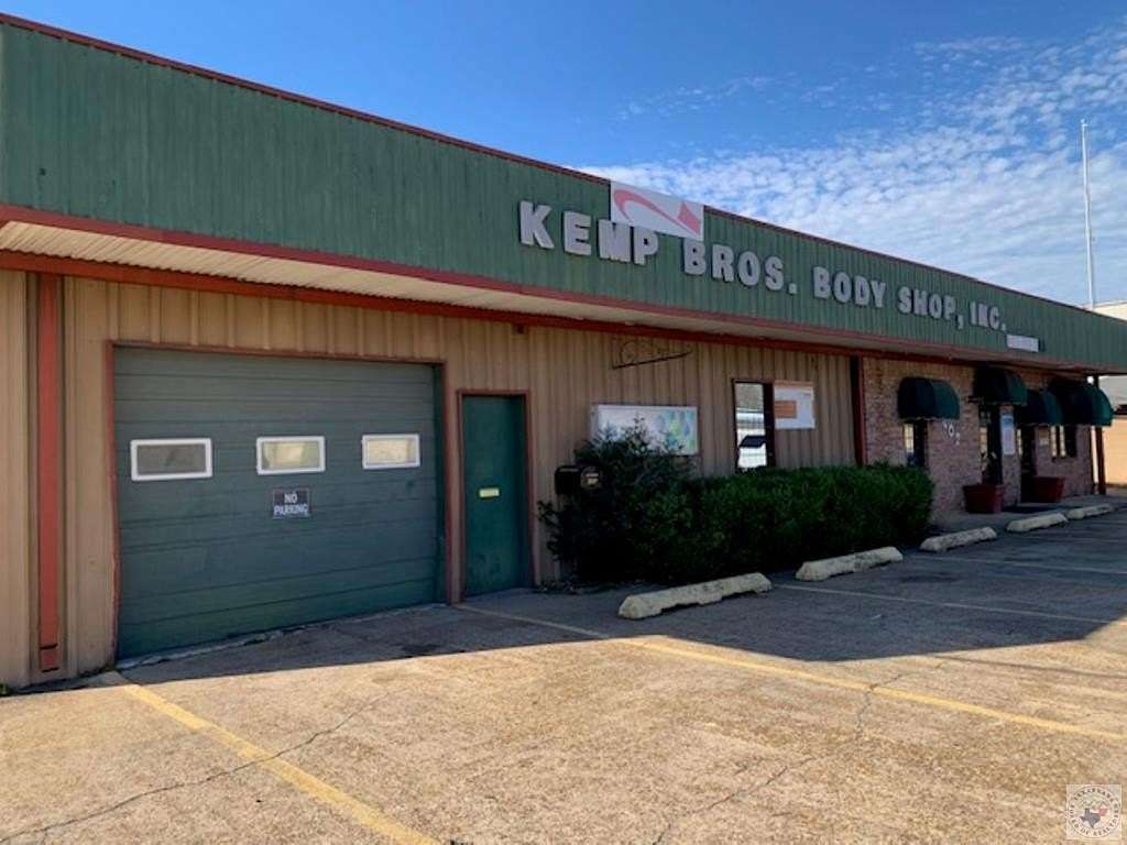 1.6 Acres of Improved Commercial Land for Sale in Texarkana, Texas