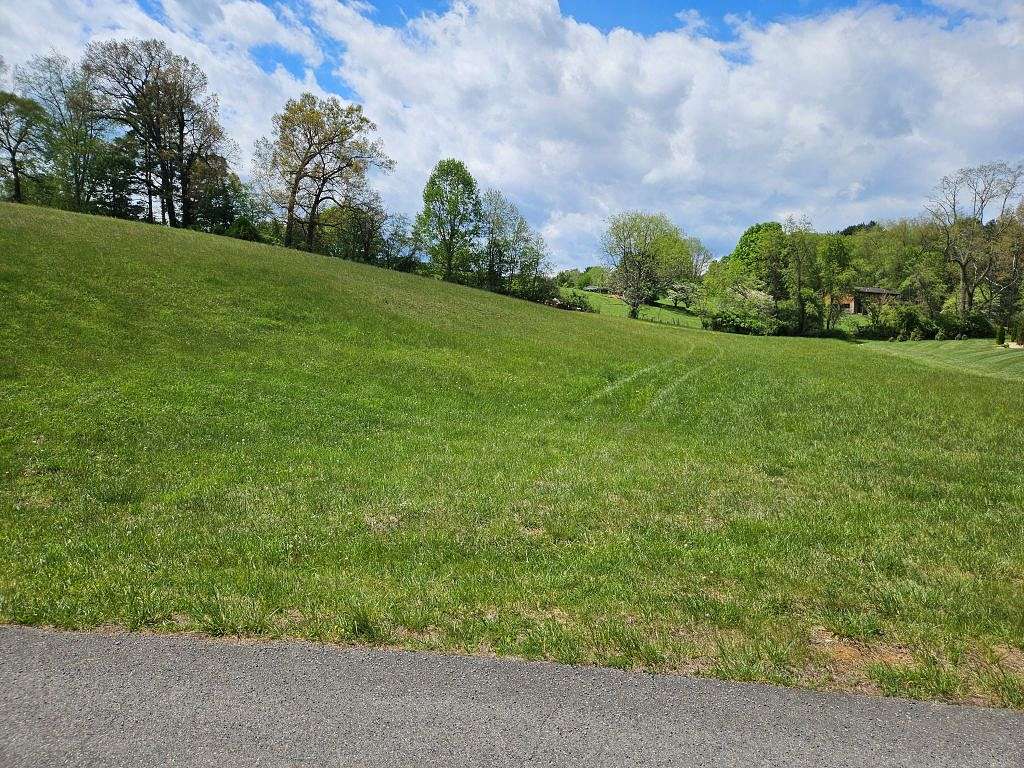1.48 Acres of Residential Land for Sale in Abingdon, Virginia