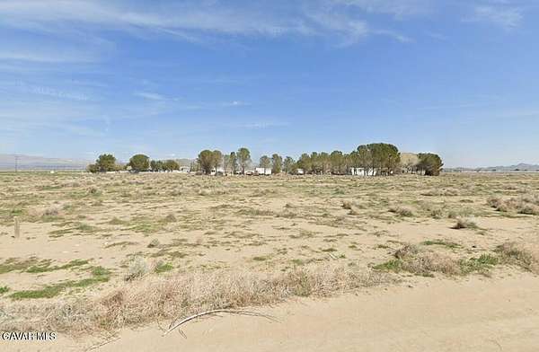 Land for Sale in Rosamond, California