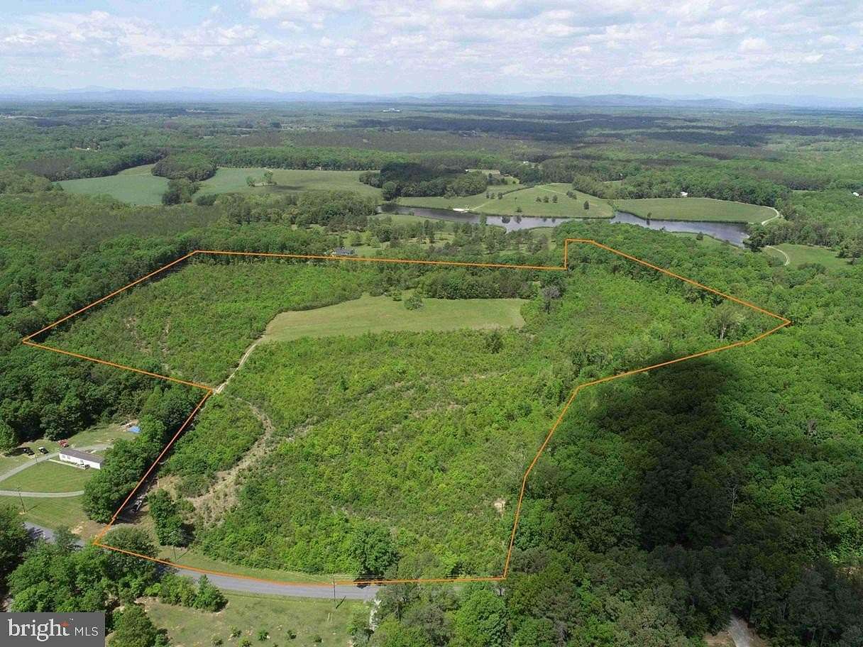 40 Acres of Land for Sale in Cunningham, Virginia