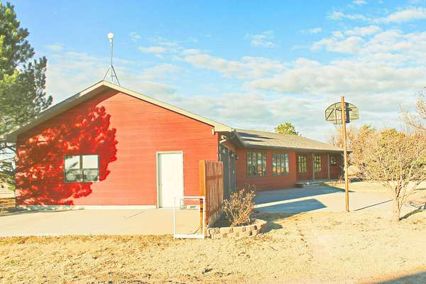 23 Acres of Land with Home for Sale in Colby, Kansas