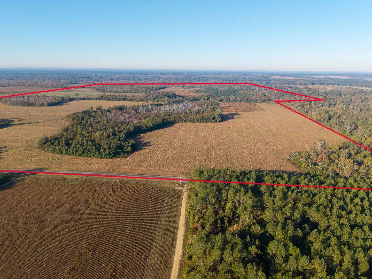 472 Acres of Land for Sale in Moxley, Georgia