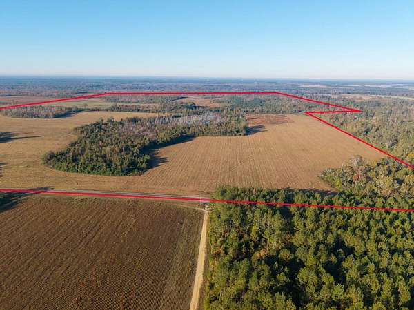 472 Acres of Land for Sale in Moxley, Georgia