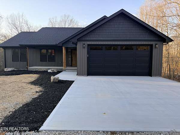 2 Acres of Residential Land with Home for Sale in Oneida, Tennessee