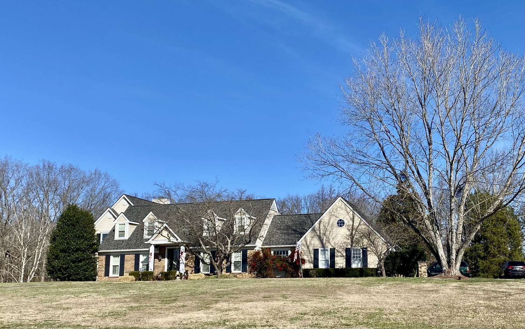 1.8 Acres of Residential Land with Home for Sale in Clarksville, Tennessee