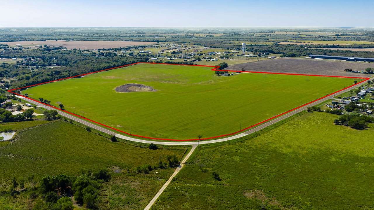83.9 Acres of Land for Sale in Ferris, Texas