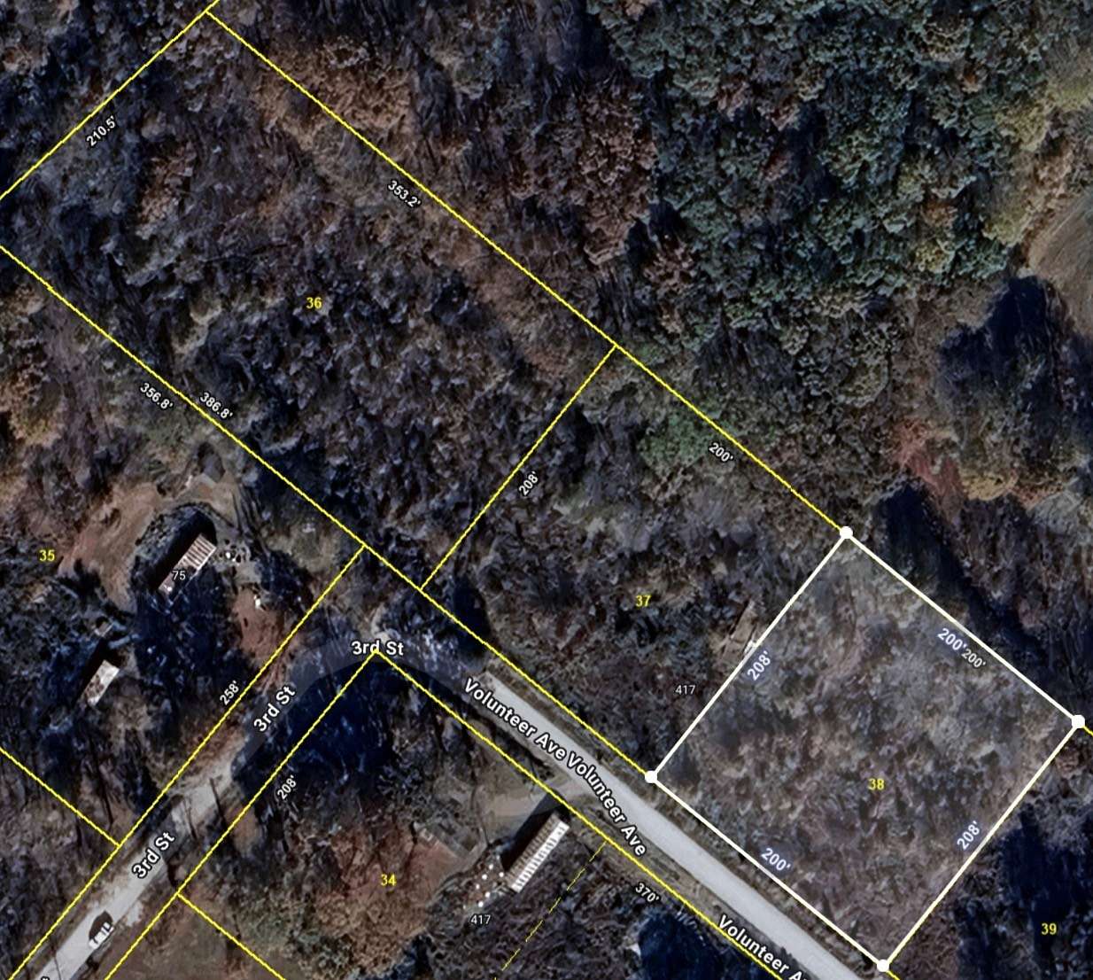 0.96 Acres of Mixed-Use Land for Sale in Manchester, Tennessee