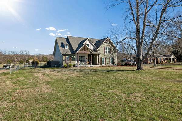 1.54 Acres of Residential Land with Home for Sale in Lebanon, Tennessee