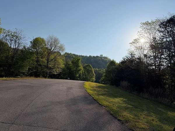 1 Acre of Residential Land for Sale in Murphy, North Carolina