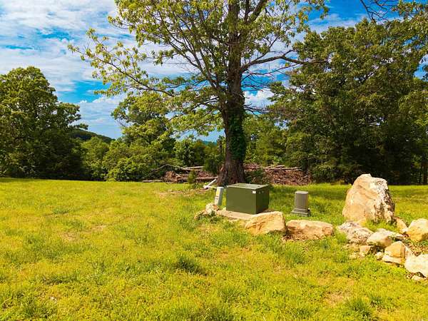 1.52 Acres of Residential Land for Sale in Mountain Home, Arkansas