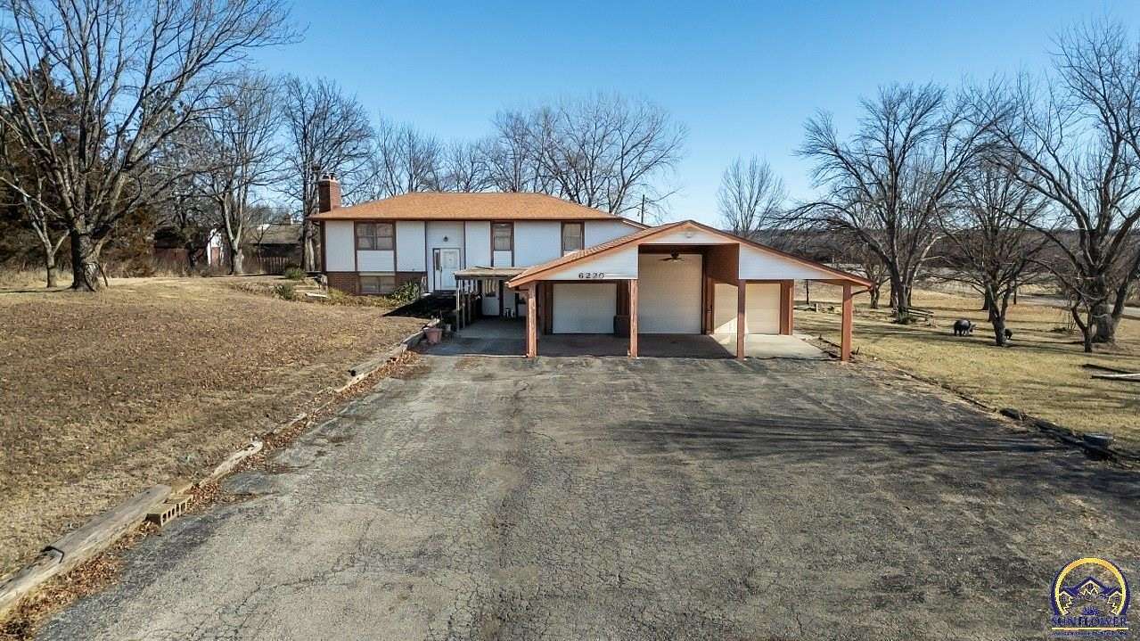 7.75 Acres of Land with Home for Sale in Topeka, Kansas
