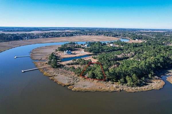 1.1 Acres of Residential Land for Sale in Midway, Georgia