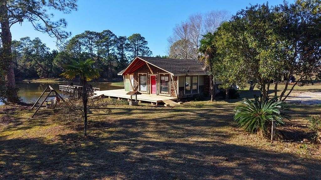 6 Acres of Land with Home for Sale in New Brockton, Alabama