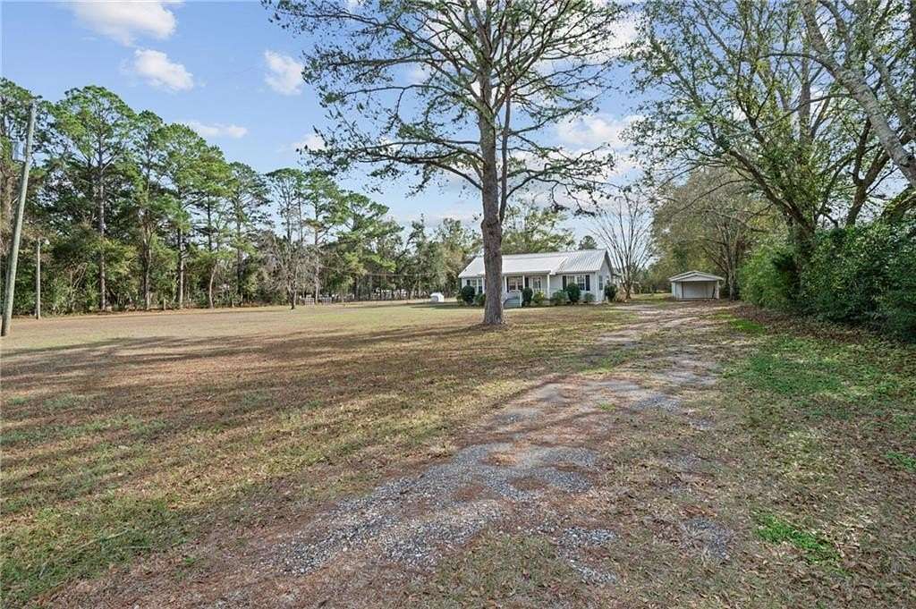 1.85 Acres of Residential Land with Home for Sale in Mobile, Alabama