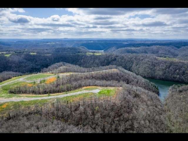 1.8 Acres of Residential Land for Sale in Baxter, Tennessee