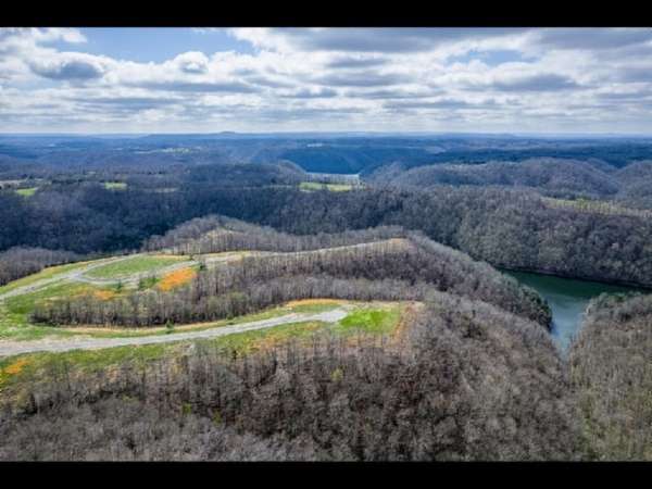 1.8 Acres of Residential Land for Sale in Baxter, Tennessee