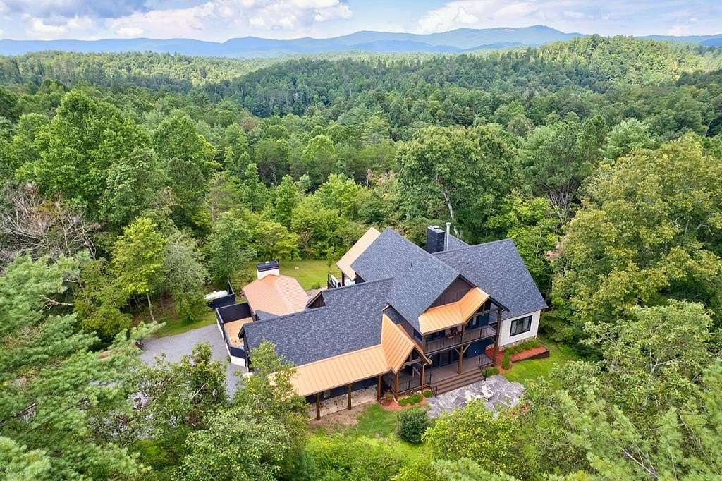 13.6 Acres of Land with Home for Sale in Ellijay, Georgia