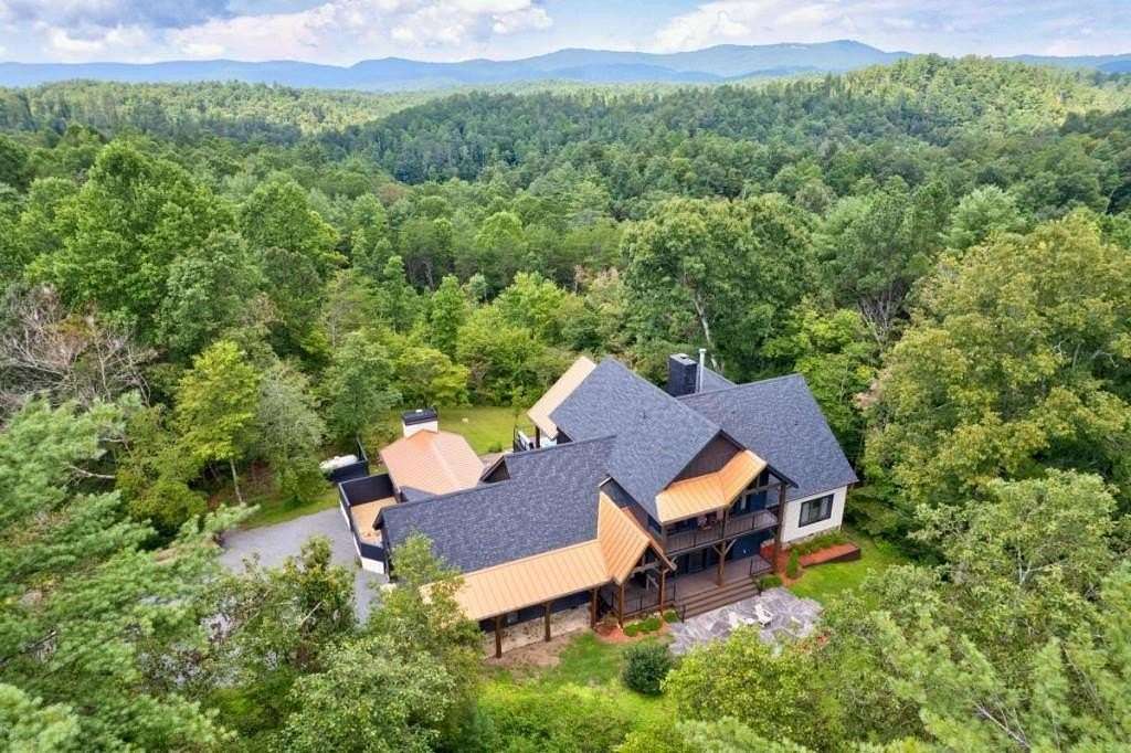 13.6 Acres of Land with Home for Sale in Ellijay, Georgia