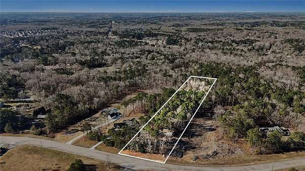 2.66 Acres of Residential Land for Sale in Stockbridge, Georgia