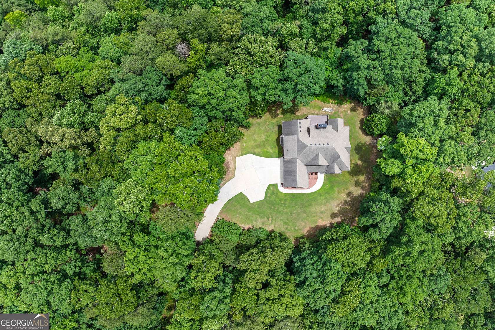 6.6 Acres of Land with Home for Sale in Chattahoochee Hills, Georgia