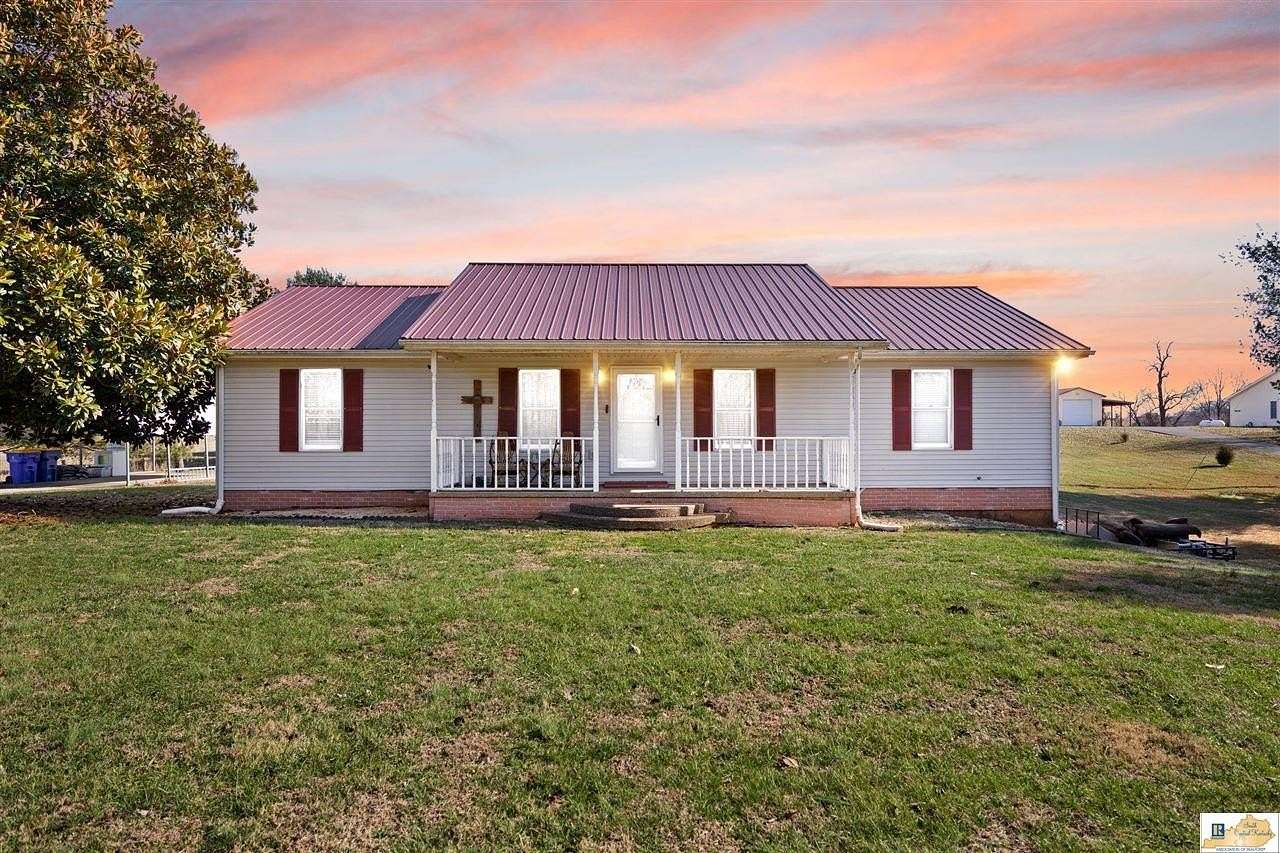 1.7 Acres of Residential Land with Home for Sale in Cave City, Kentucky