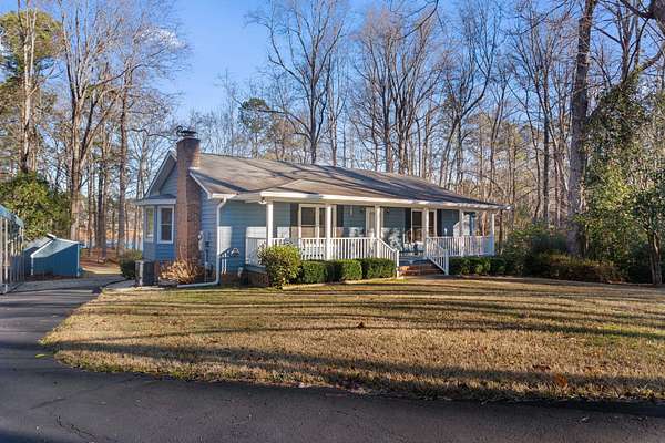 1.8 Acres of Residential Land with Home for Sale in Orangeburg, South Carolina