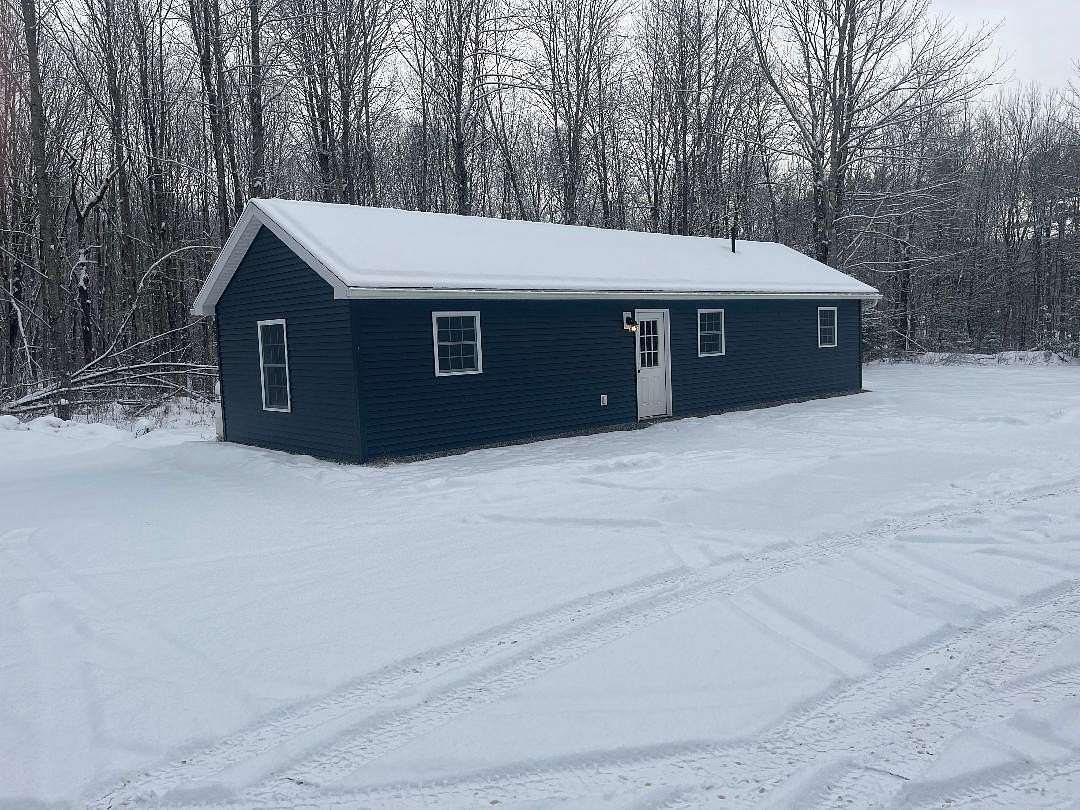 3 Acres of Residential Land with Home for Sale in Mount Vernon, Maine