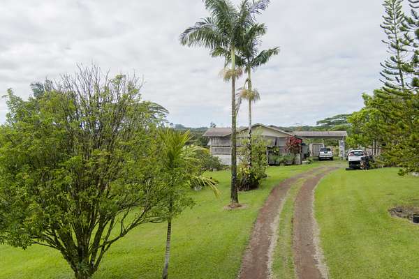24.6 Acres of Agricultural Land with Home for Sale in Mountain View, Hawaii