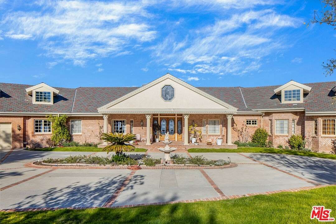 3 Acres of Residential Land with Home for Sale in Los Angeles, California