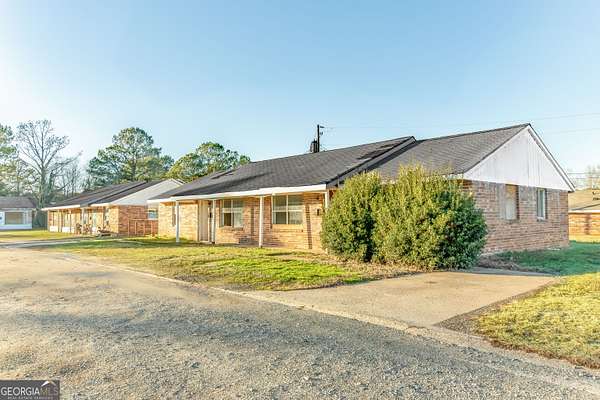 2.7 Acres of Improved Commercial Land for Sale in Talbotton, Georgia