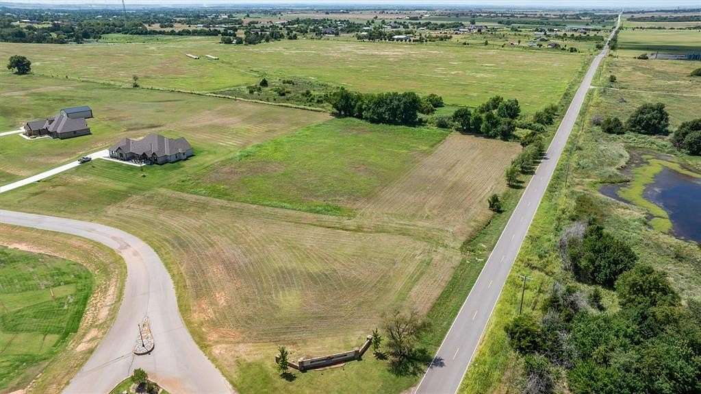 2 Acres of Residential Land for Sale in Yukon, Oklahoma