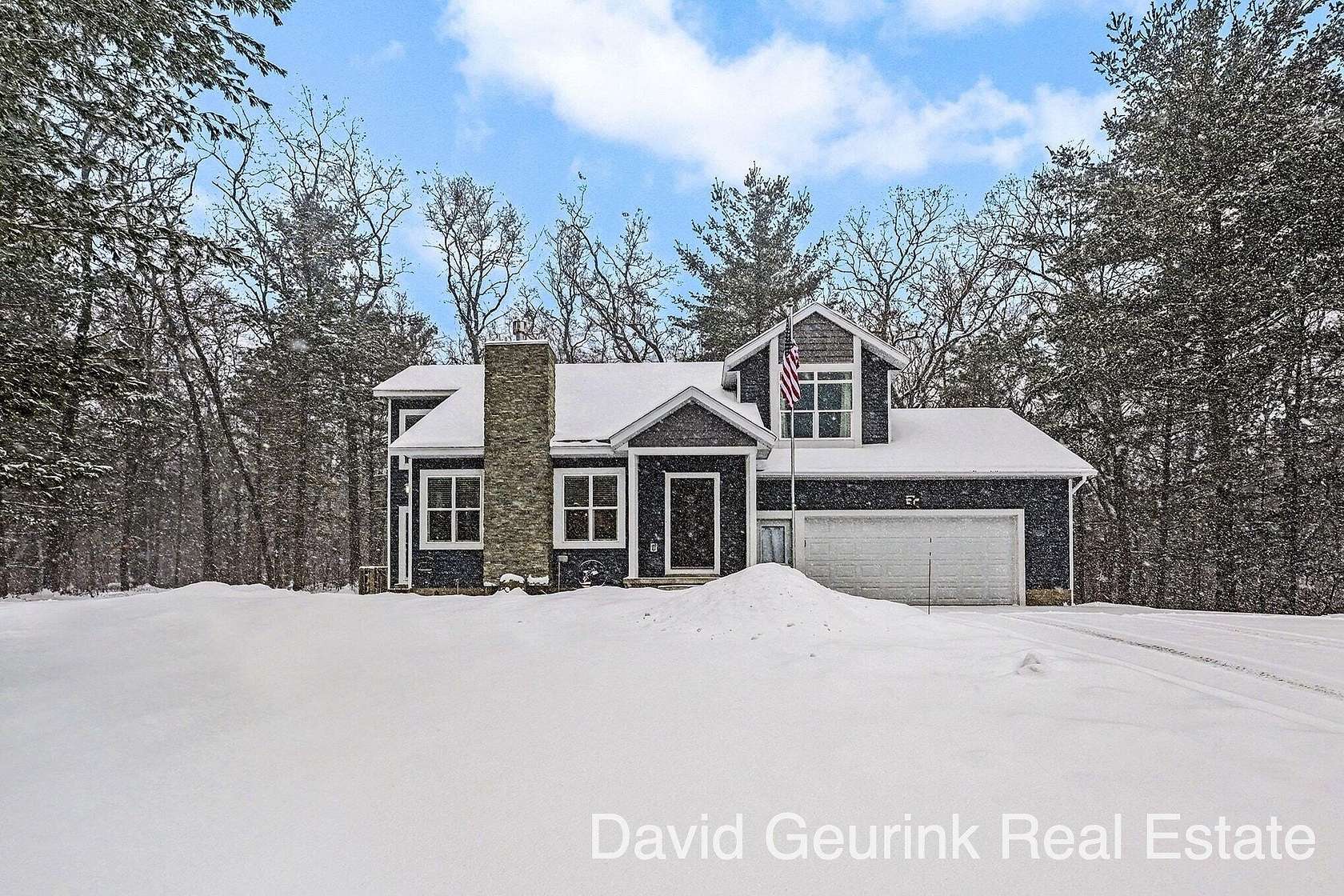 7 Acres of Residential Land with Home for Sale in Twin Lake, Michigan