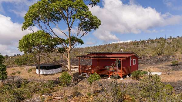 1 Acre of Land with Home for Sale in Hawaiian Ocean View, Hawaii