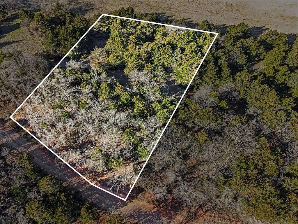 1.5 Acres of Residential Land for Sale in Guthrie, Oklahoma