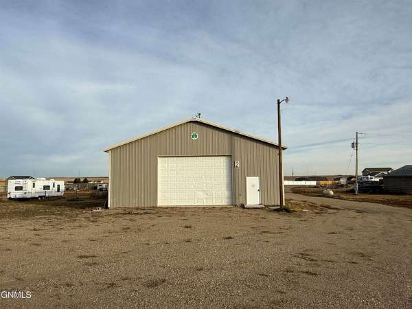 2 Acres of Residential Land for Sale in Williston, North Dakota
