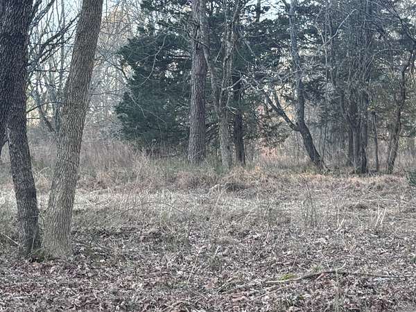1.65 Acres of Residential Land for Sale in Dickson, Tennessee