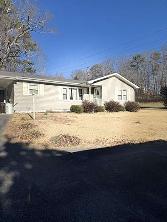 4.76 Acres of Residential Land with Home for Sale in Cleveland, Tennessee