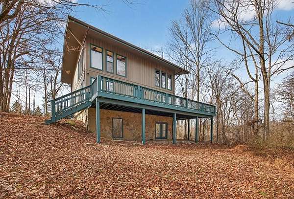 2.6 Acres of Residential Land with Home for Sale in Cookeville, Tennessee