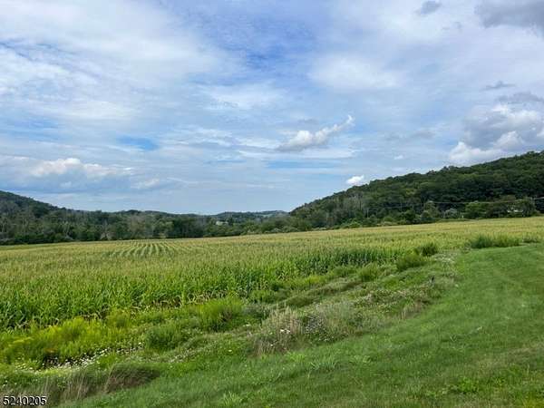 3.16 Acres of Land for Sale in Hampton Township, New Jersey